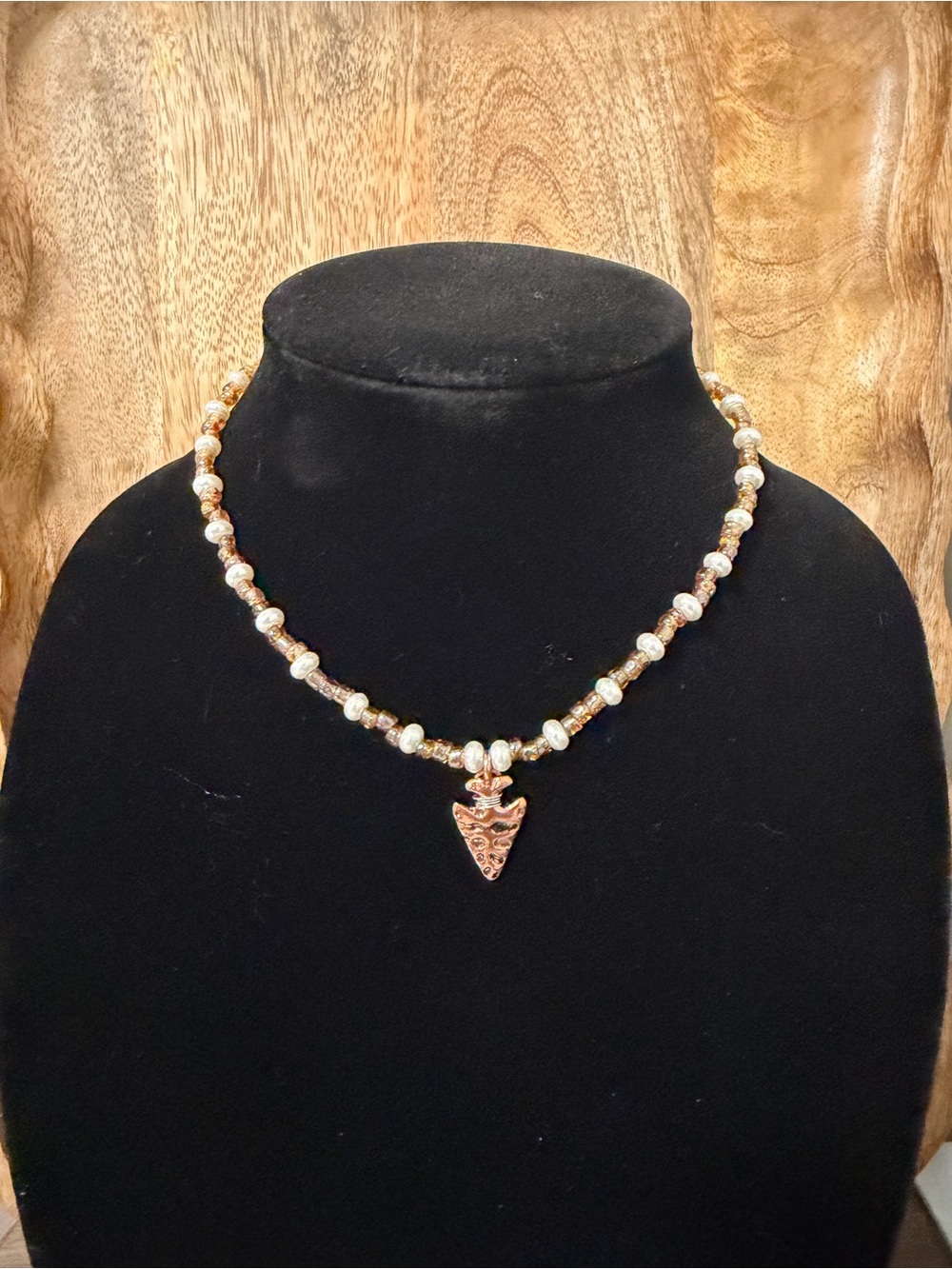 Handmade Gold-Tone Pearl & Bead Necklace with Arrowhead Pendant 17”